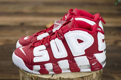 nike air uptempo supreme|Mehr.